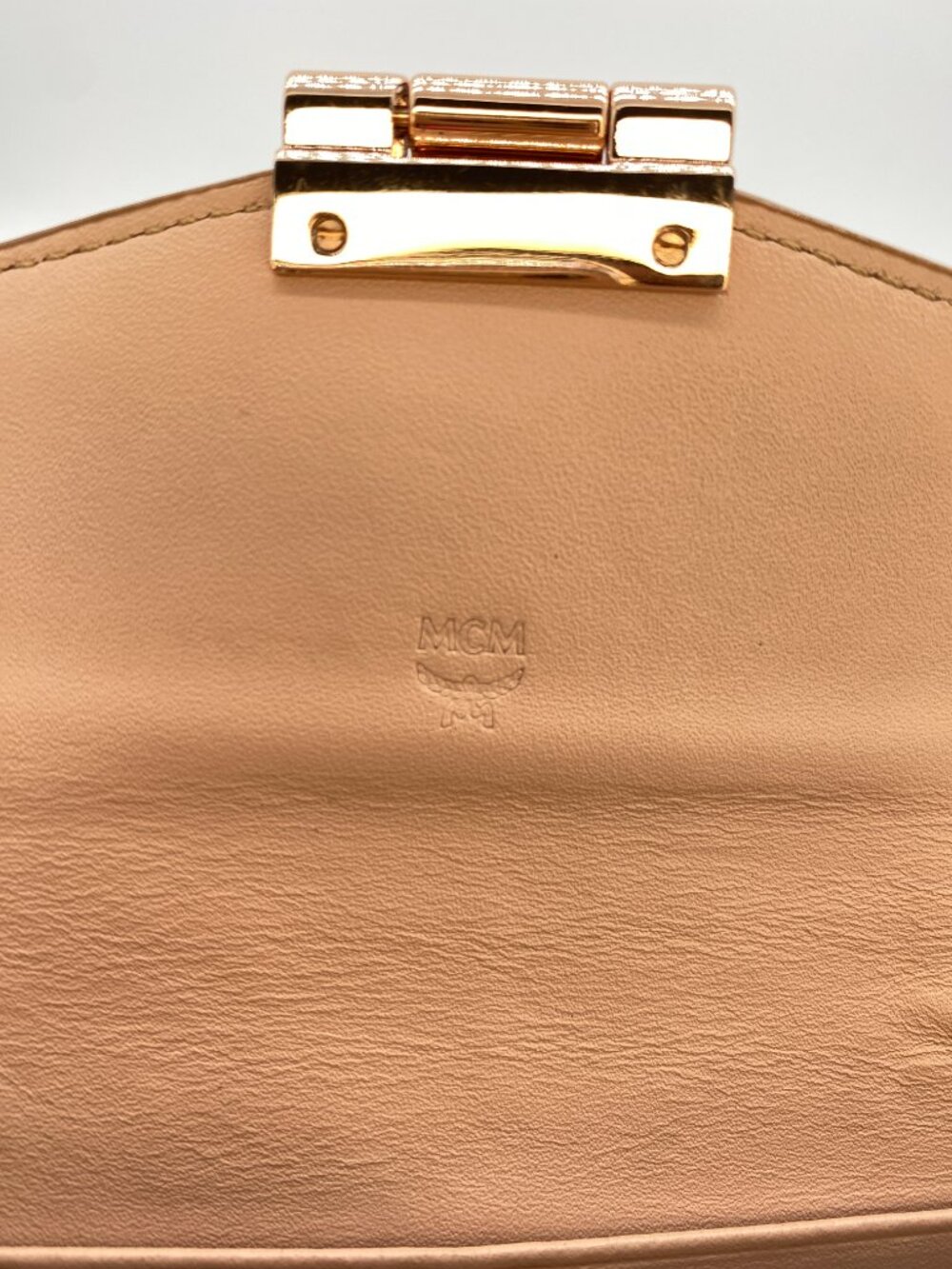 MCM Patricia Studded Visetos Wallet on Chain Rose Gold WOC 💗 Piper - Picture 4 of 14
